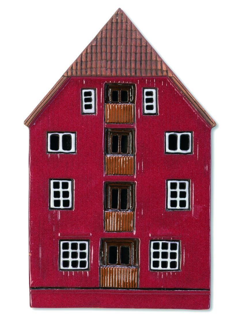 Ceramic plaque of original house in Trondheim NOR PL 03