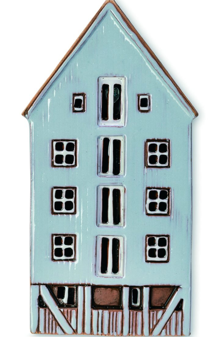 Ceramic plaque of original house in Trondheim NOR PL 05