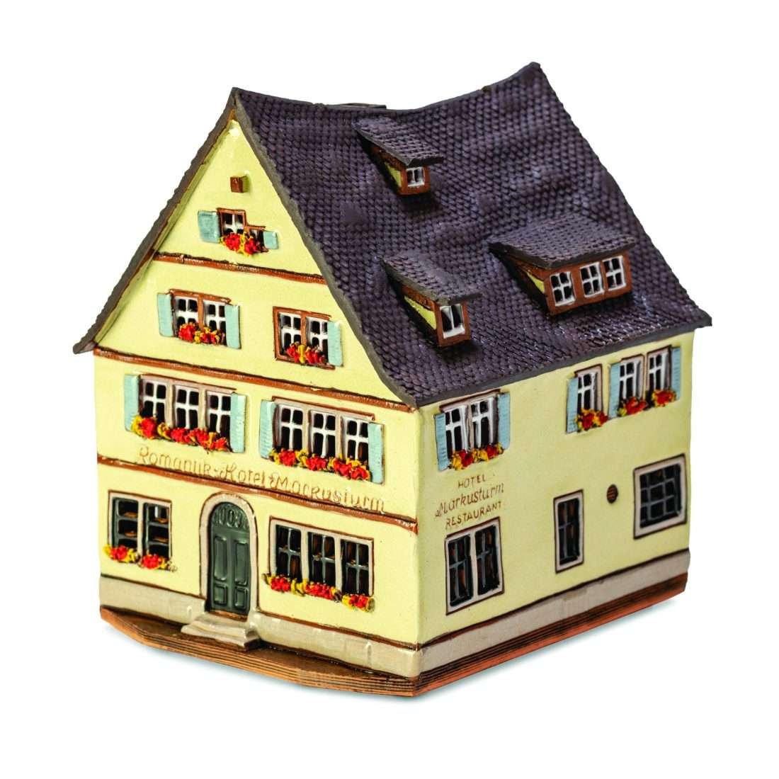 Ceramic miniature of Romantik hotel Markusturm in Rothenburg RodT 33